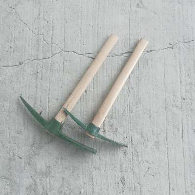 Green Garden Steel Pick Mattock With Wooden Handle